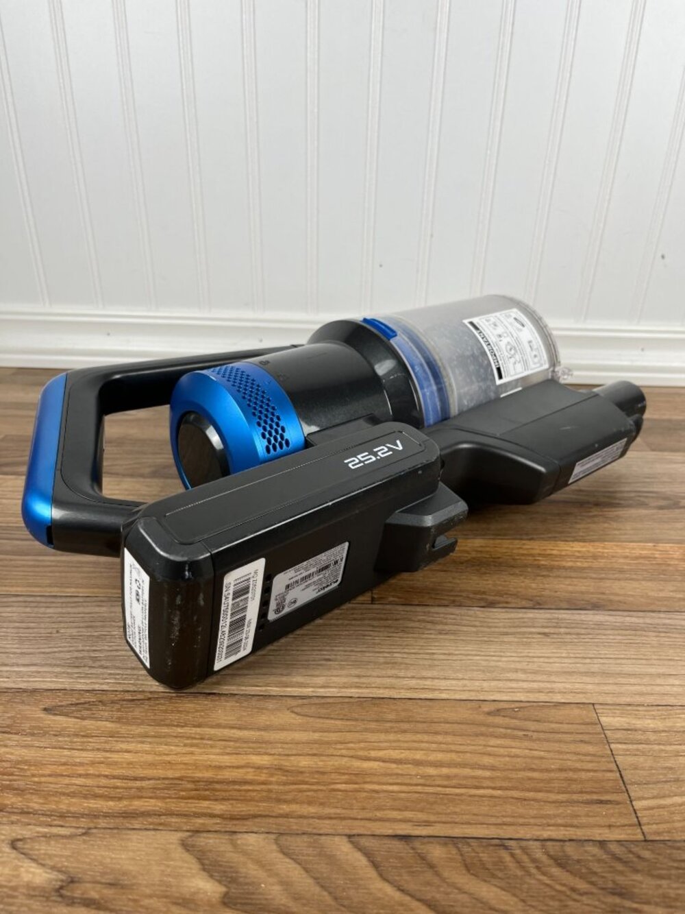 Eureka RapidClean Pro Cordless Vacuum NEC282BL Motor Body NO CABLE - Picture 8 of 9
